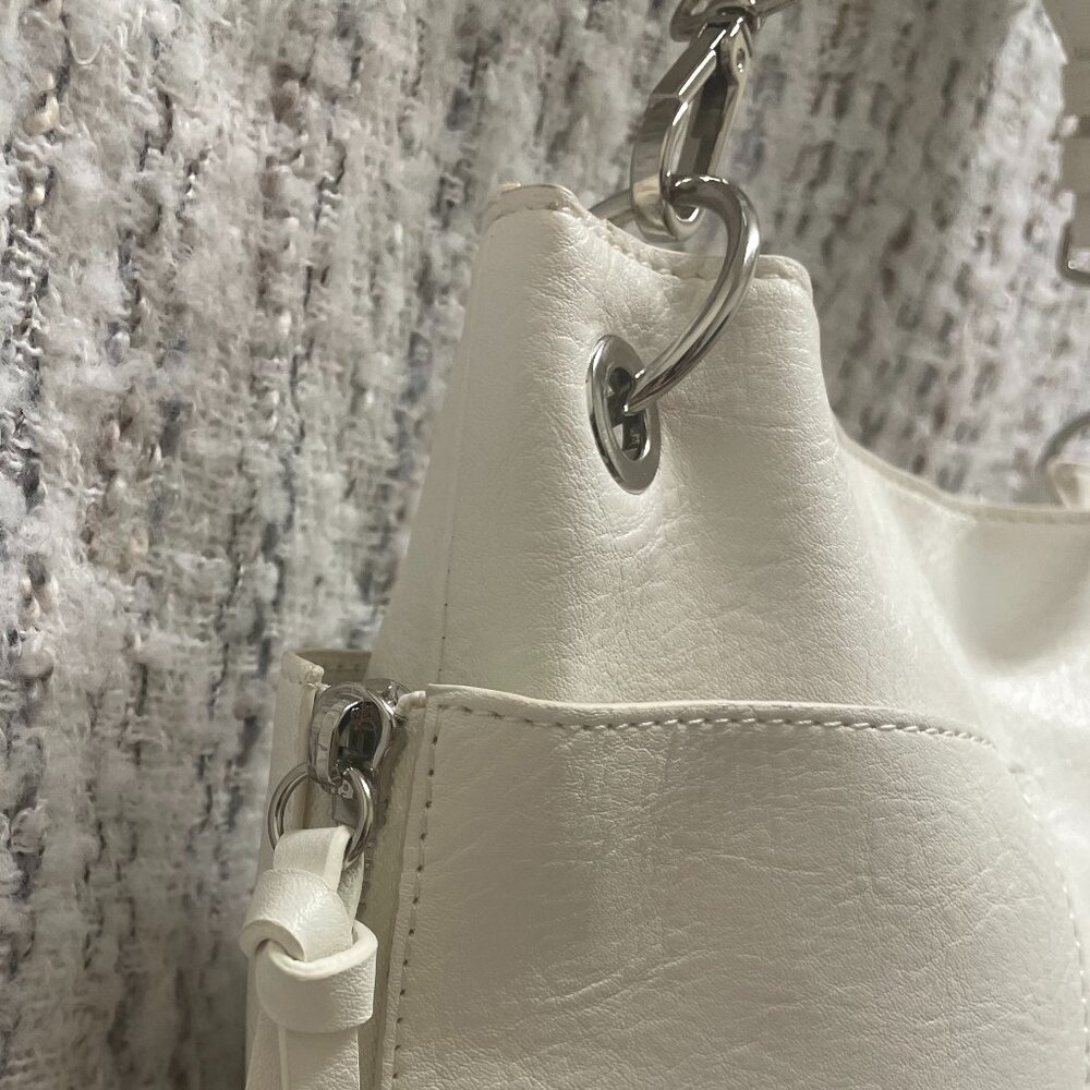 Steve Madden Medium Size Cream Color Faux Leather Bag w/Silver Accents - Picture 9 of 14